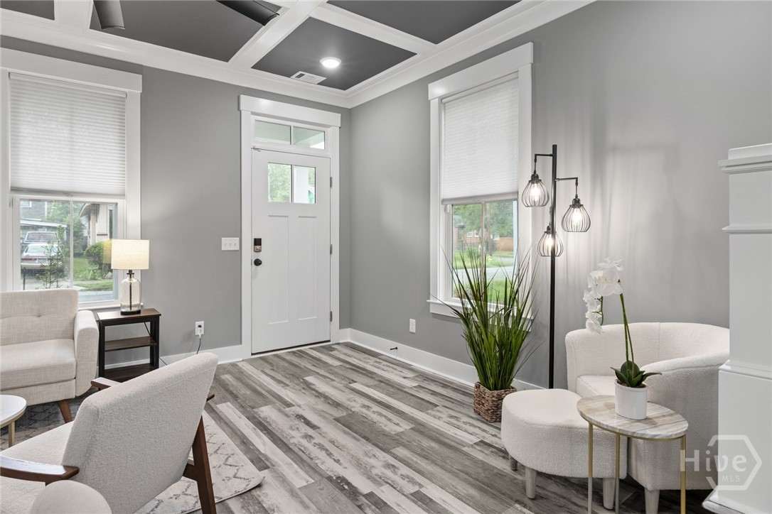 Savannah, Georgia, 31401, United States, 4 Bedrooms Bedrooms, ,3 BathroomsBathrooms,Residential,For Sale,1898819