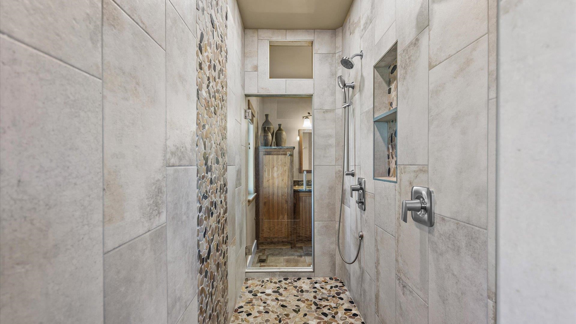 Grand Junction, Colorado, 81505, United States, 3 Bedrooms Bedrooms, ,3 BathroomsBathrooms,Residential,For Sale,1991667