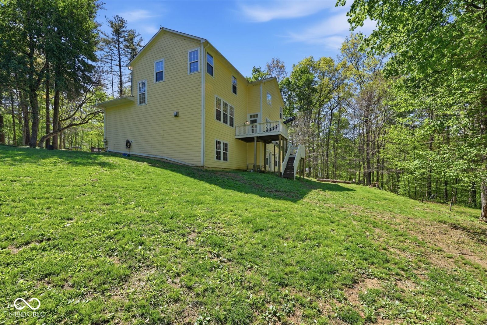 Nashville, Indiana, 47448, United States, 4 Bedrooms Bedrooms, ,3 BathroomsBathrooms,Residential,For Sale,2033117