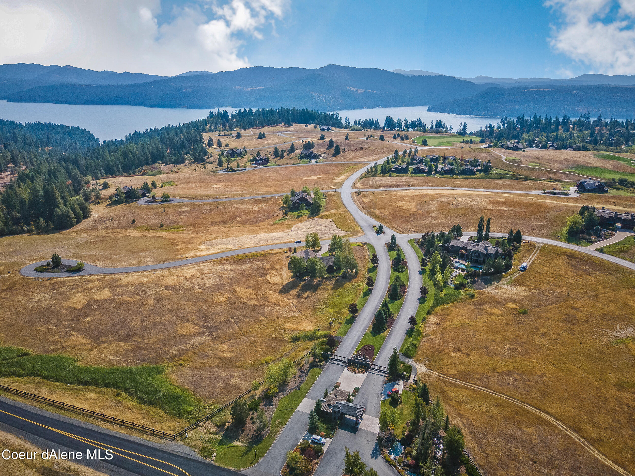 Coeur D'alene, Idaho, 83814, United States, 3 Bedrooms Bedrooms, ,Residential,For Sale,1804930