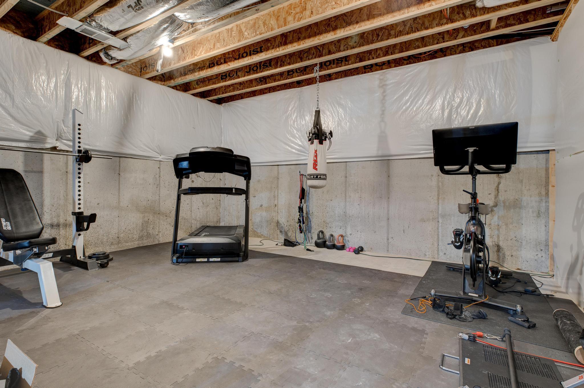 Richmond, Kentucky, 40475, United States, 4 Bedrooms Bedrooms, ,6 BathroomsBathrooms,Residential,For Sale,1971513