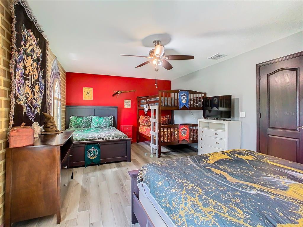 Davenport, Florida, 33896, United States, 8 Bedrooms Bedrooms, ,5 BathroomsBathrooms,Residential,For Sale,1827477