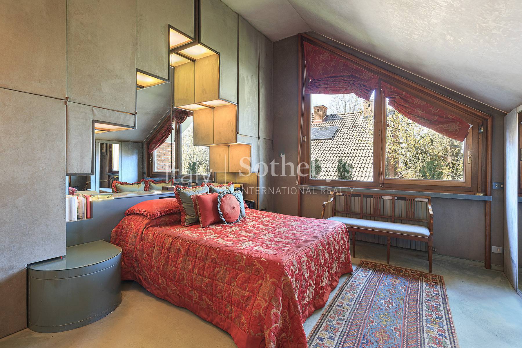  Elegant Residence in an Exclusive Setting - 物件實景