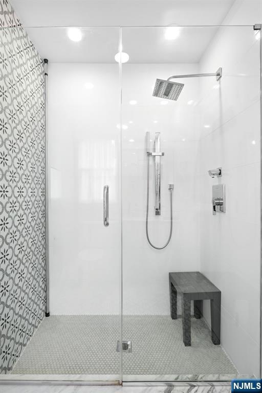 Jersey City, New Jersey, 07307, United States, 3 Bedrooms Bedrooms, ,2 BathroomsBathrooms,Residential,For Sale,1867337