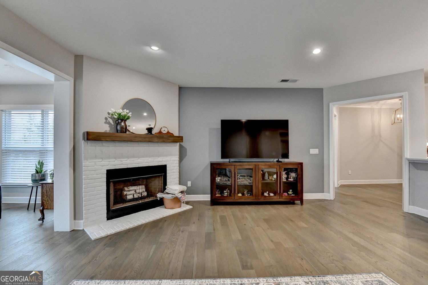 Greensboro, Georgia, 30642, United States, 2 Bedrooms Bedrooms, ,3 BathroomsBathrooms,Residential,For Sale,2017399