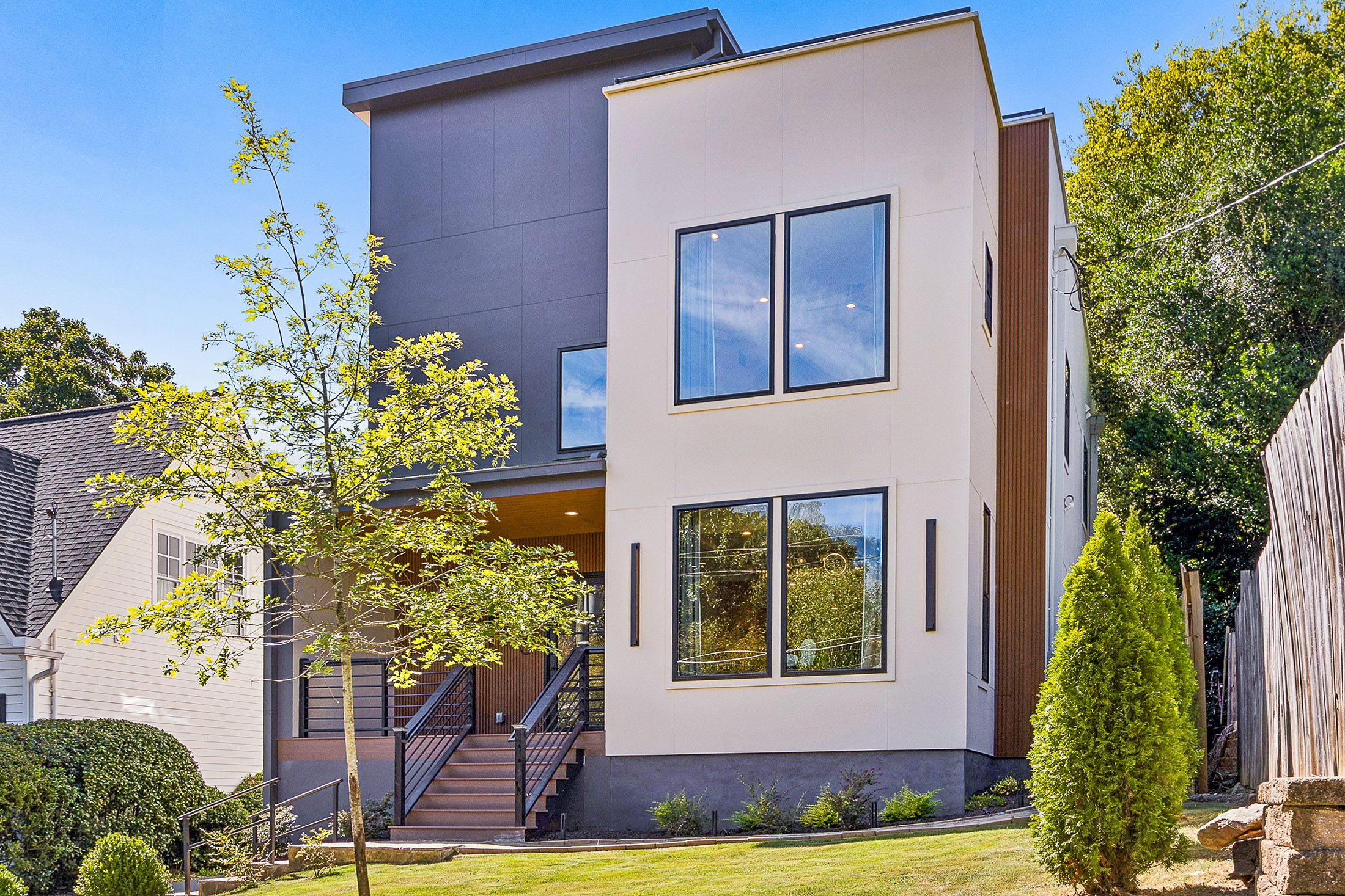  Sophisticated Modern Home in Sought-after Loring Heights - 物件實景