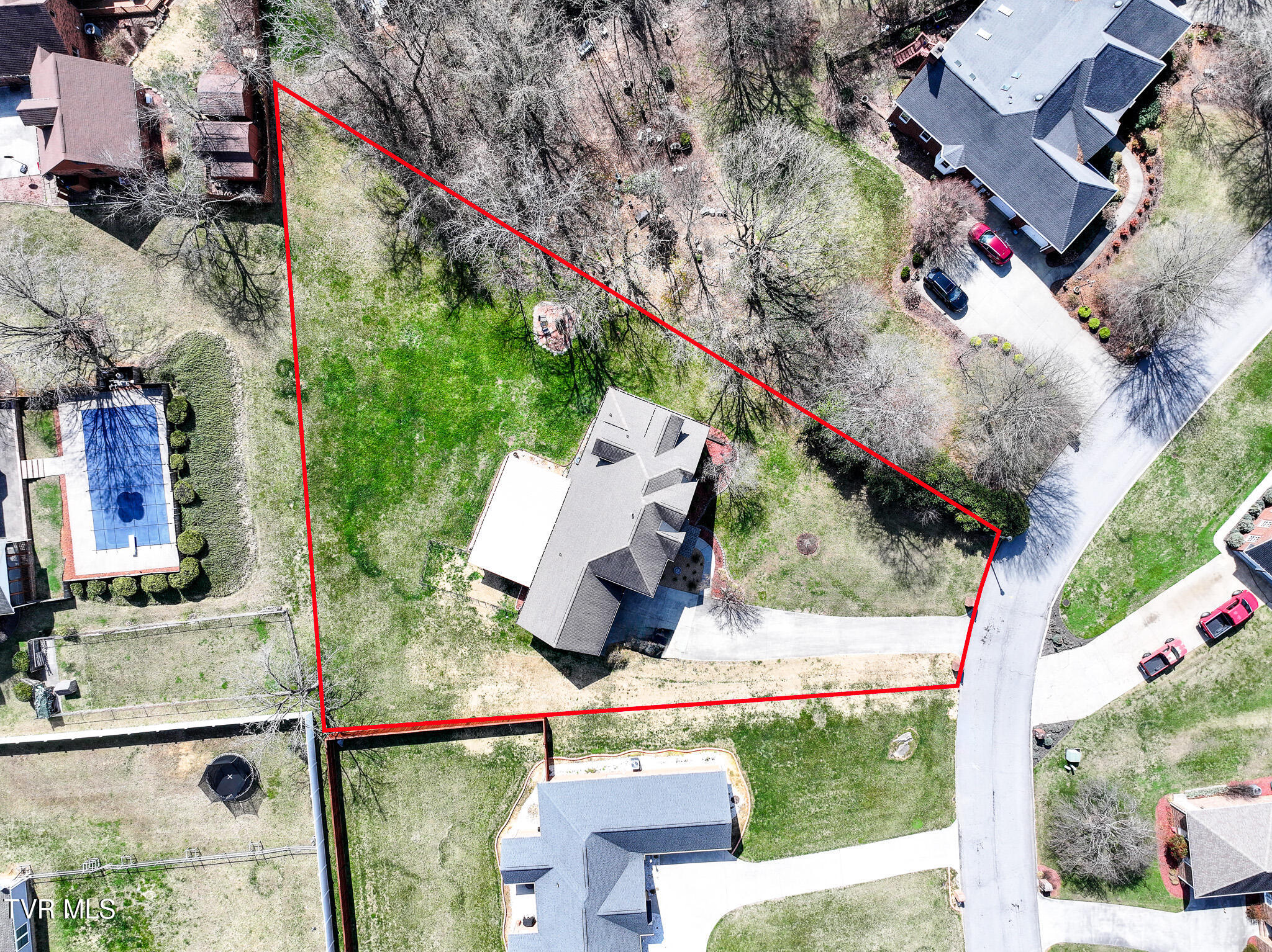 Kingsport, Tennessee, 37660, United States, 5 Bedrooms Bedrooms, ,4 BathroomsBathrooms,Residential,For Sale,2024666
