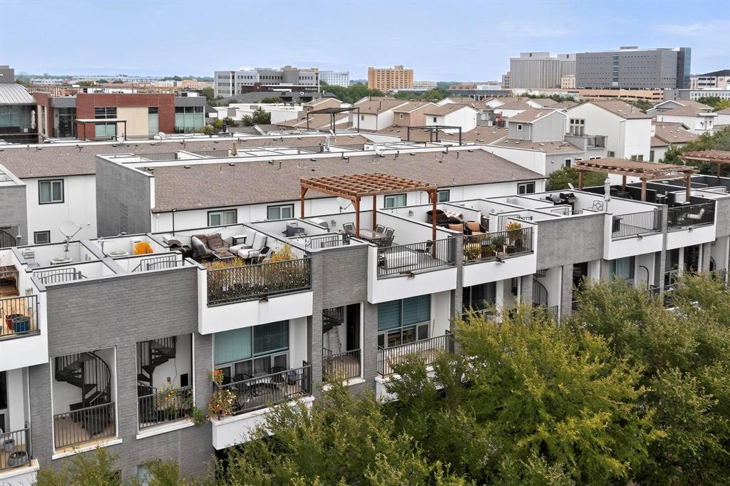 Dallas, Texas, 75204, United States, 3 Bedrooms Bedrooms, ,3 BathroomsBathrooms,Residential,For Sale,1936936