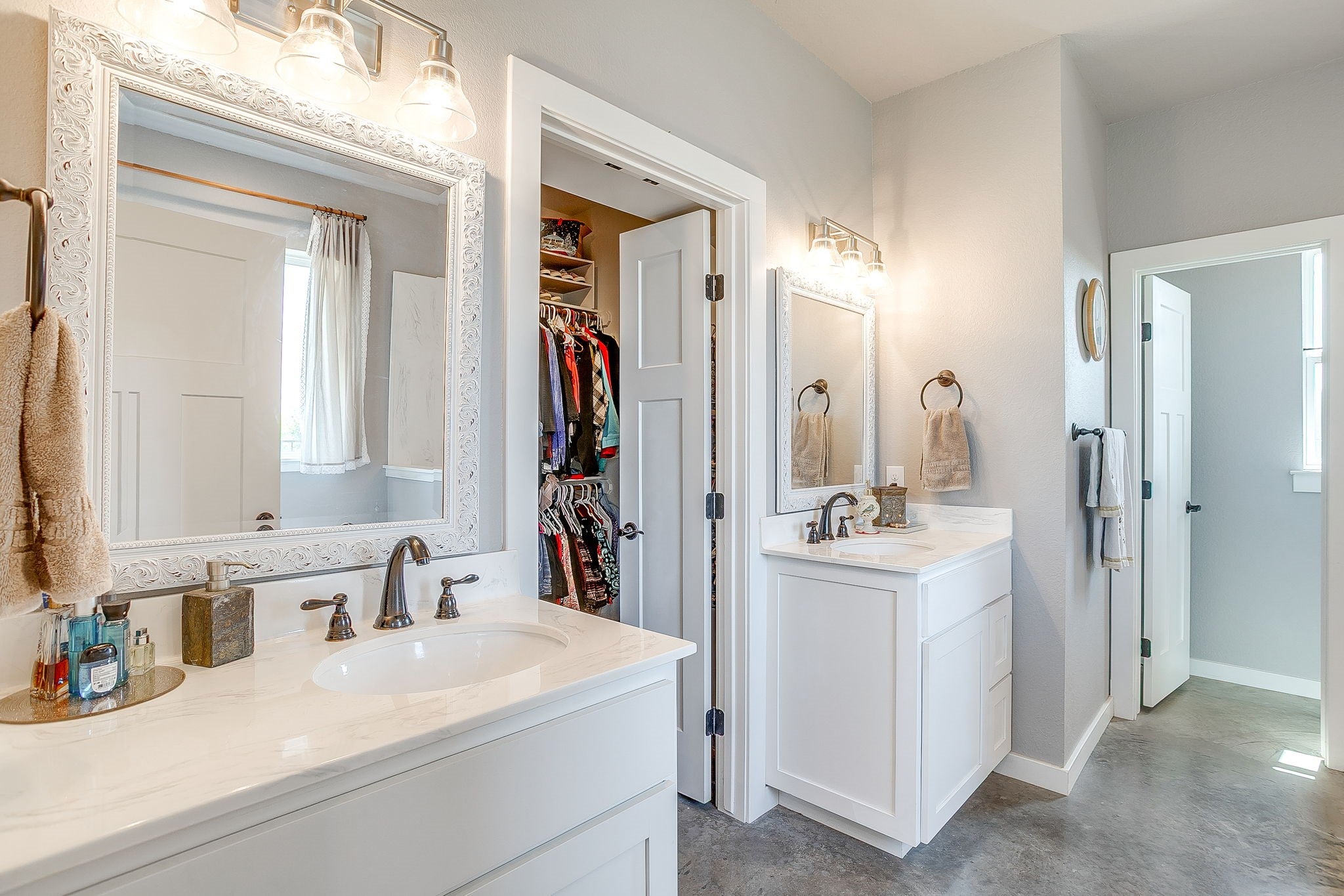 Godley, Texas, 76044, United States, 3 Bedrooms Bedrooms, ,3 BathroomsBathrooms,Residential,For Sale,1983400