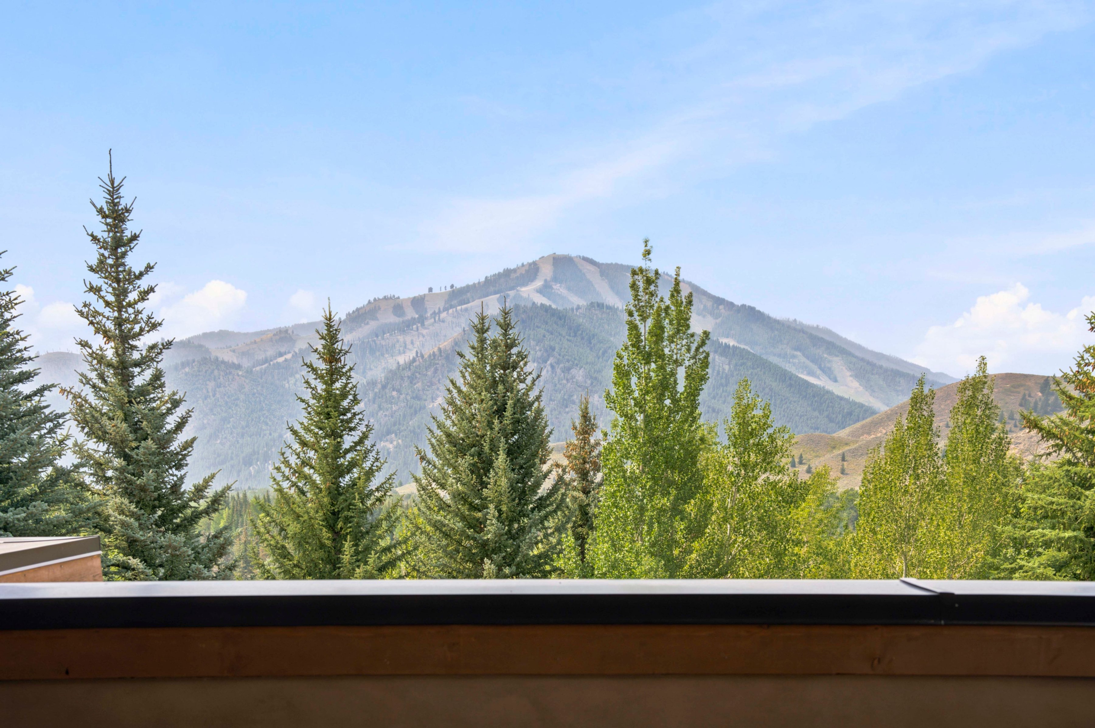  Nothing Compares to an Exquisite Bigwood Residence - 物件實景