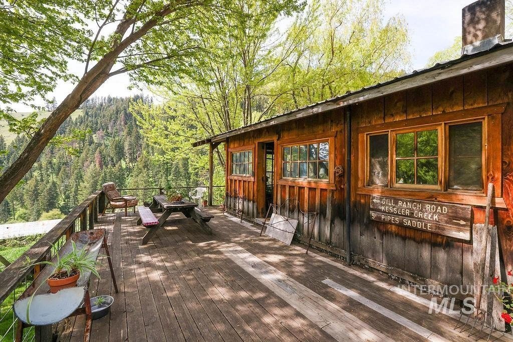 Riggins, Idaho, 83549, United States, 2 Bedrooms Bedrooms, ,1 BathroomBathrooms,Residential,For Sale,1826044