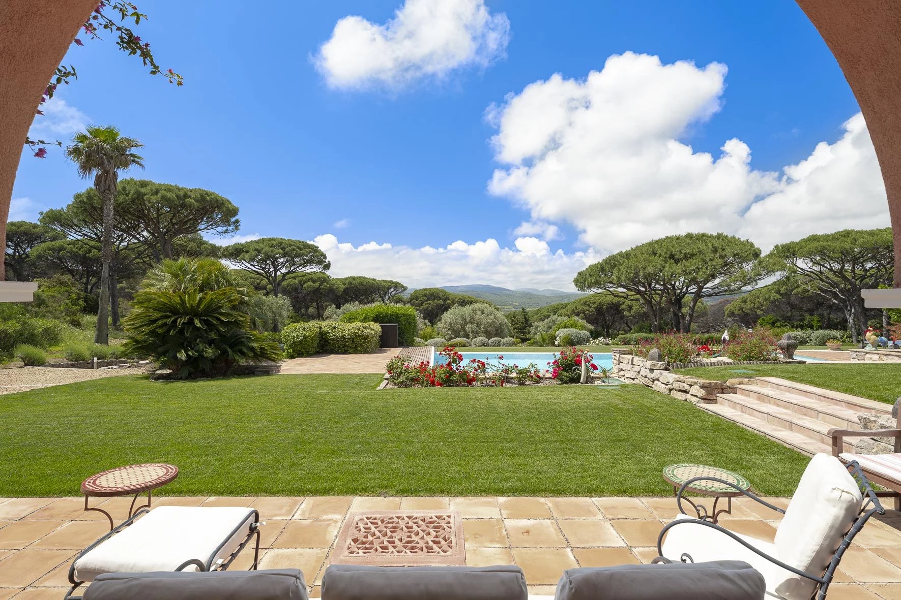 Saint-Tropez, Provence-Alpes-Côte d’Azur, 83990, FR, 6 Bedrooms Bedrooms, ,10 BathroomsBathrooms,Residential,For Sale,1656229