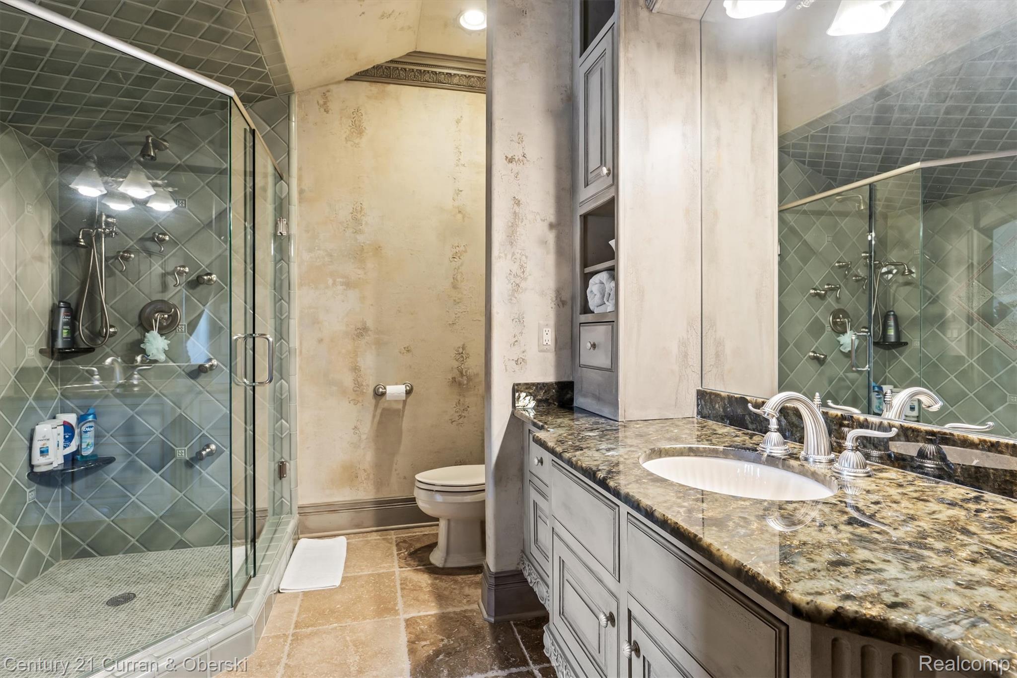 Northville, Michigan, 48168, United States, 4 Bedrooms Bedrooms, ,7 BathroomsBathrooms,Residential,For Sale,2038864