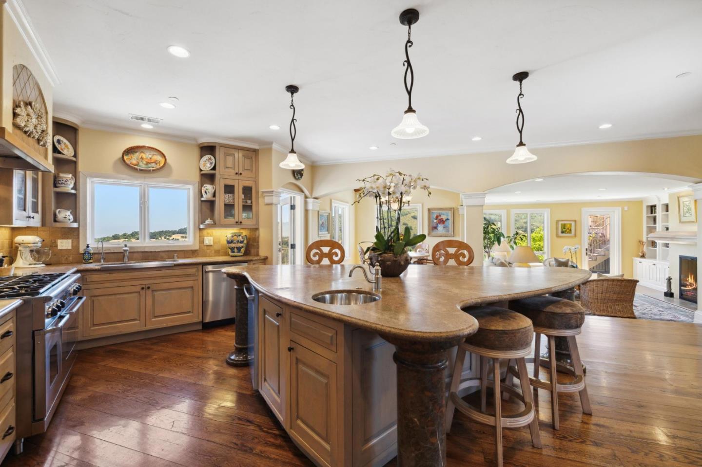 Portola Valley, California, 94028, United States, 5 Bedrooms Bedrooms, ,8 BathroomsBathrooms,Residential,For Sale,1807193