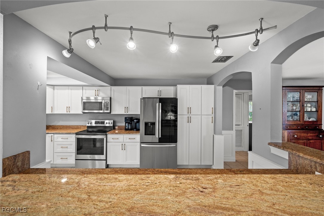 Cape Coral, Florida, 33904, United States, 3 Bedrooms Bedrooms, ,2 BathroomsBathrooms,Residential,For Sale,1980168