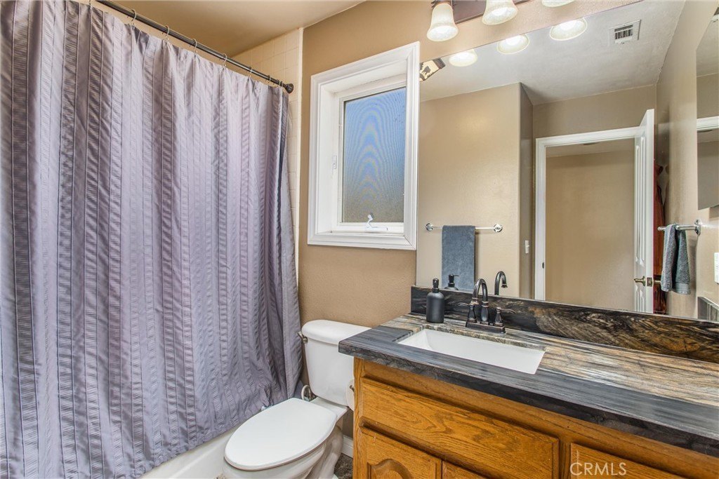 Oak Glen, California, 92399, United States, 2 Bedrooms Bedrooms, ,2 BathroomsBathrooms,Residential,For Sale,1920636