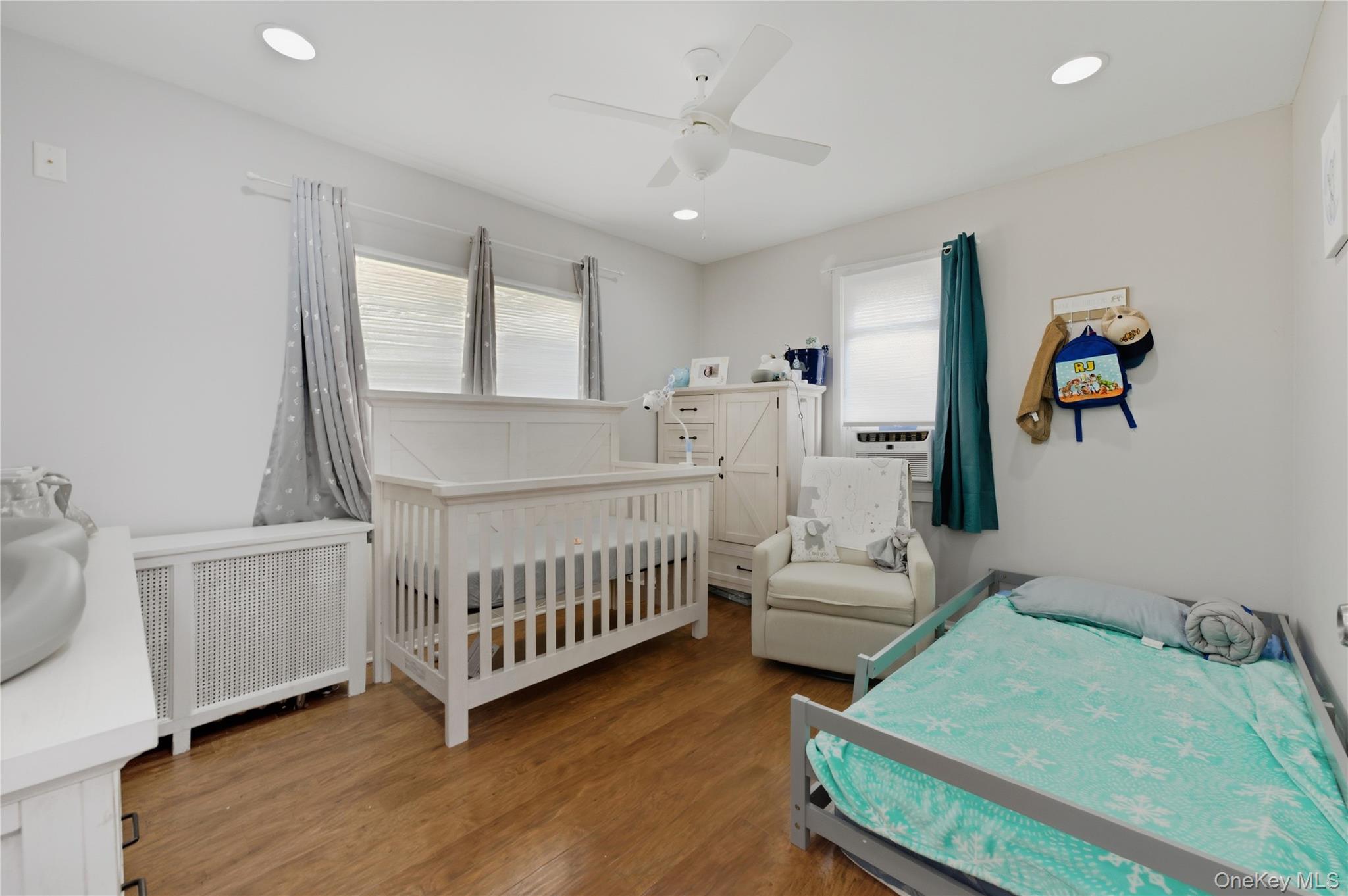 Long Beach, New York, 11561, United States, 3 Bedrooms Bedrooms, ,2 BathroomsBathrooms,Residential,For Sale,1991269