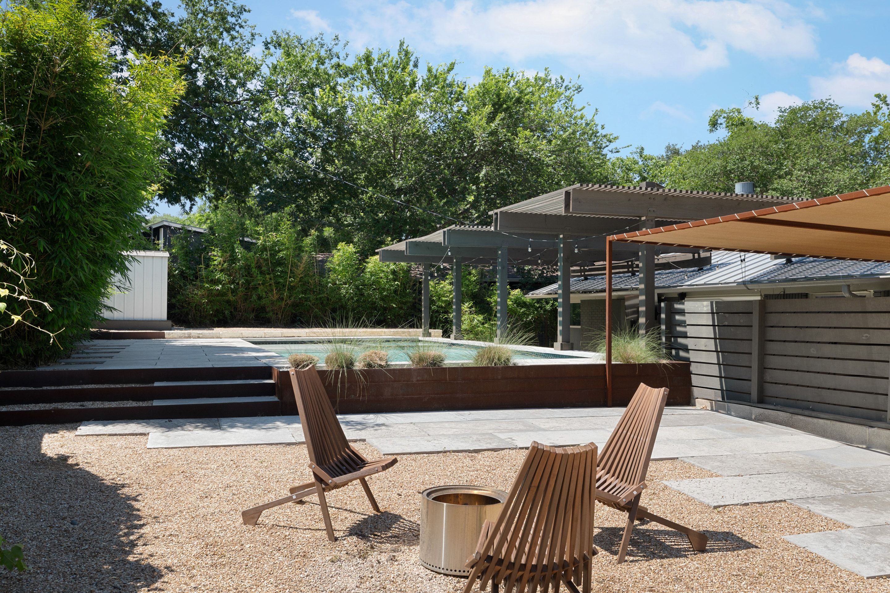  Travis Heights Retreat with Secluded Outdoor Living - 物件實景