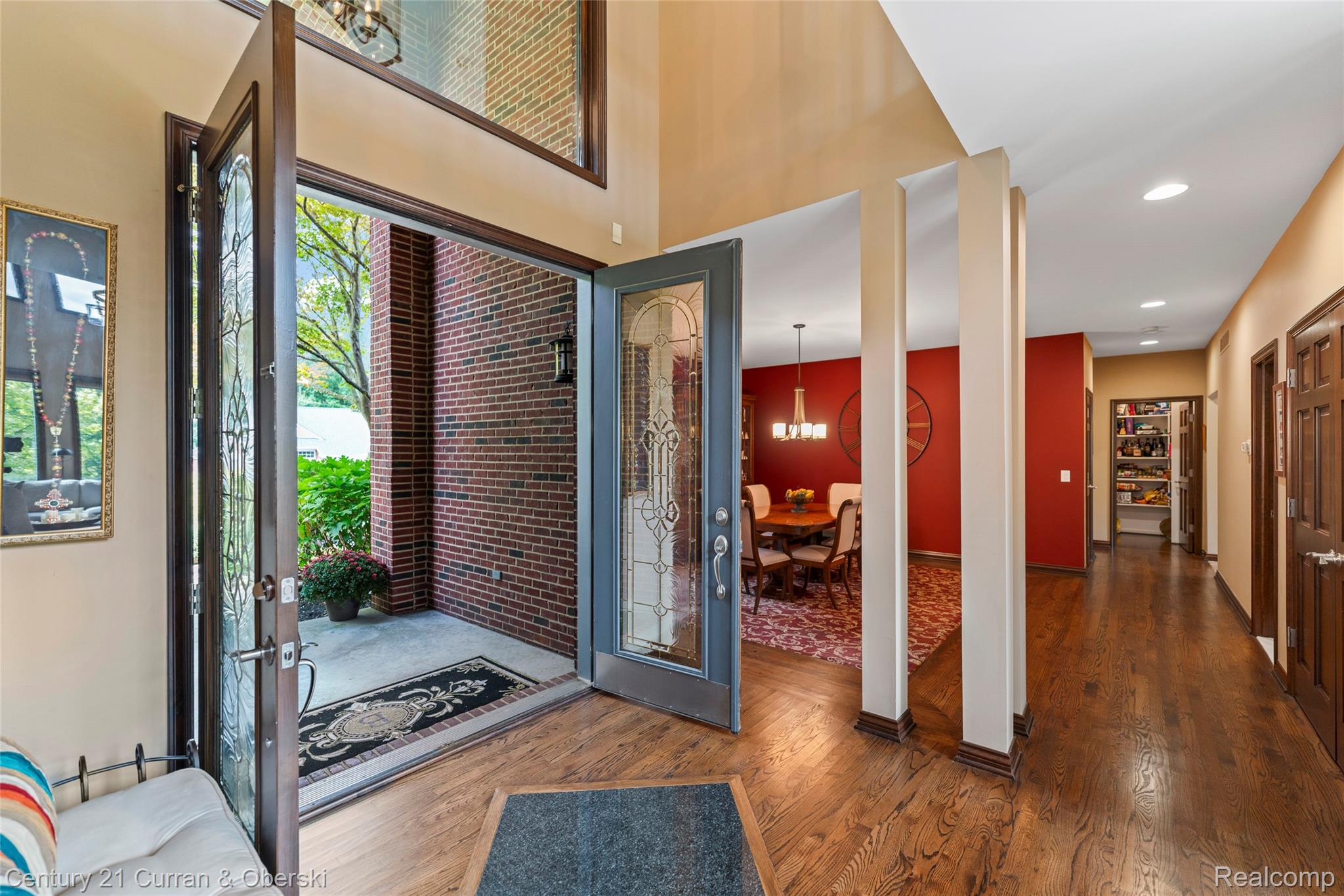 Commerce Charter Township, Michigan, 48382, United States, 4 Bedrooms Bedrooms, ,5 BathroomsBathrooms,Residential,For Sale,1974674