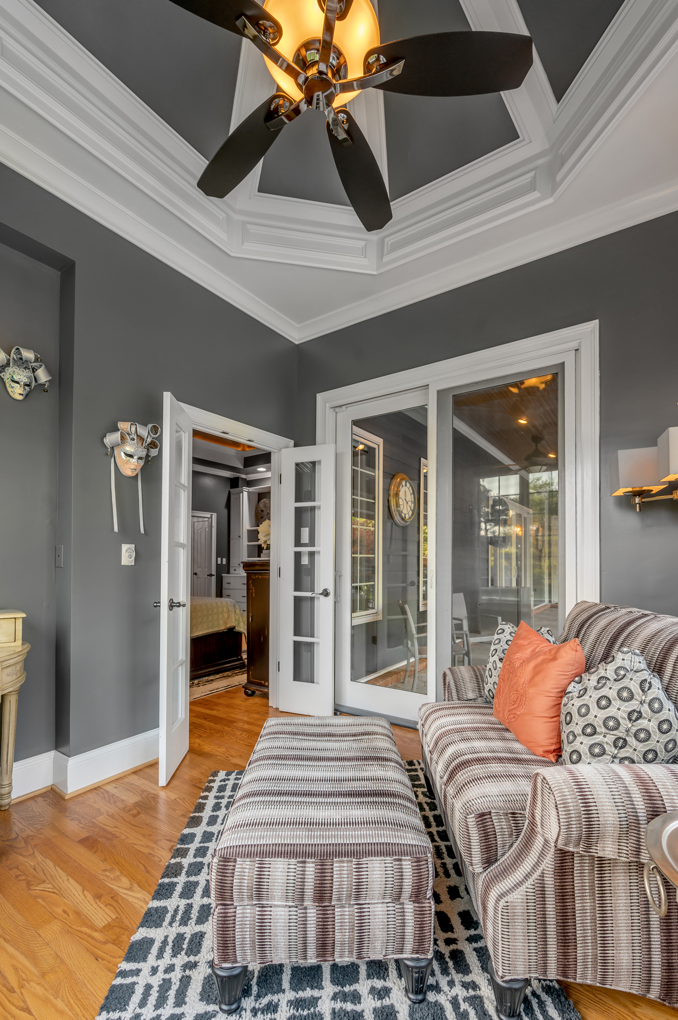  315 Whispering Brook Drive - 物件實景