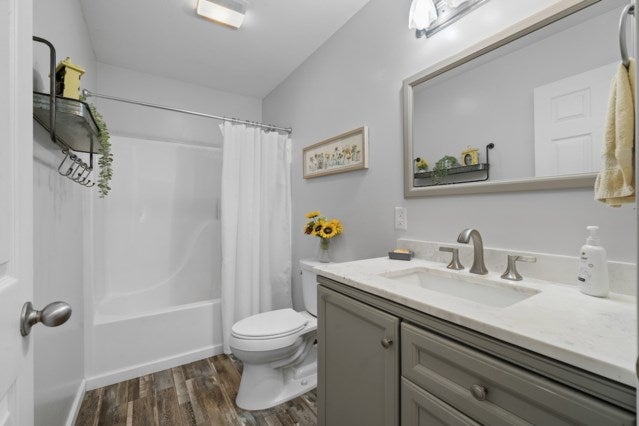 Ellijay, Georgia, 30540, United States, 4 Bedrooms Bedrooms, ,3 BathroomsBathrooms,Residential,For Sale,1910831