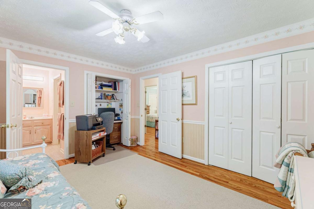 Comer, Georgia, 30629, United States, 5 Bedrooms Bedrooms, ,3 BathroomsBathrooms,Residential,For Sale,1991082