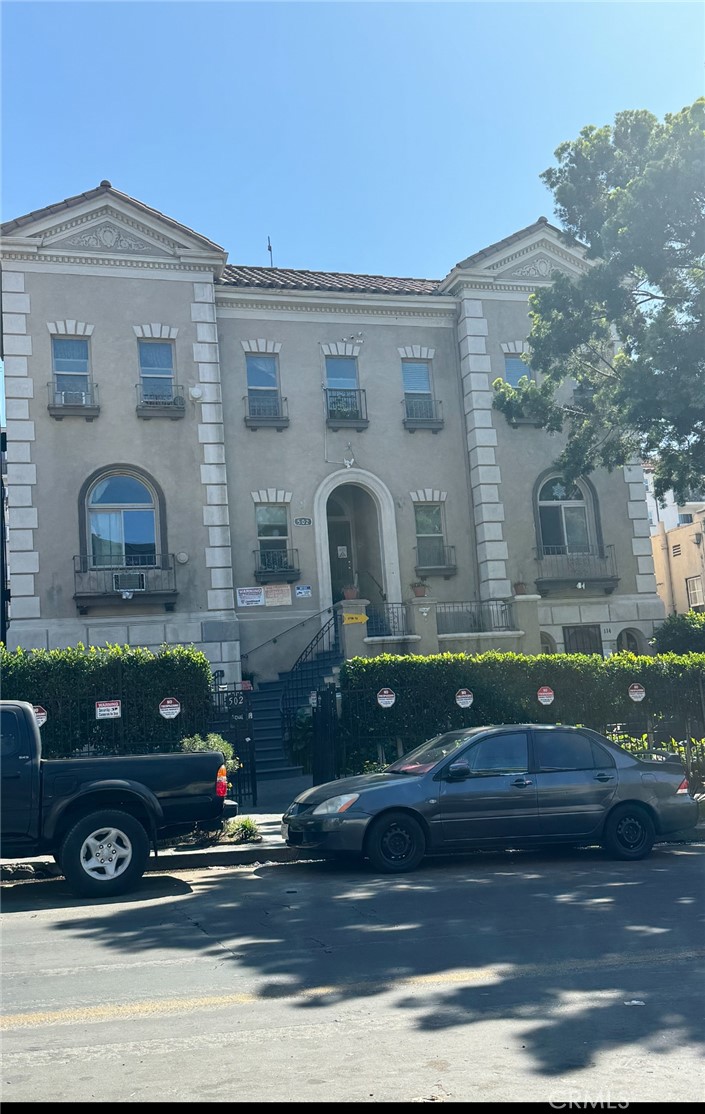 Los Angeles, California, 90057, United States, ,Residential,For Sale,1821525