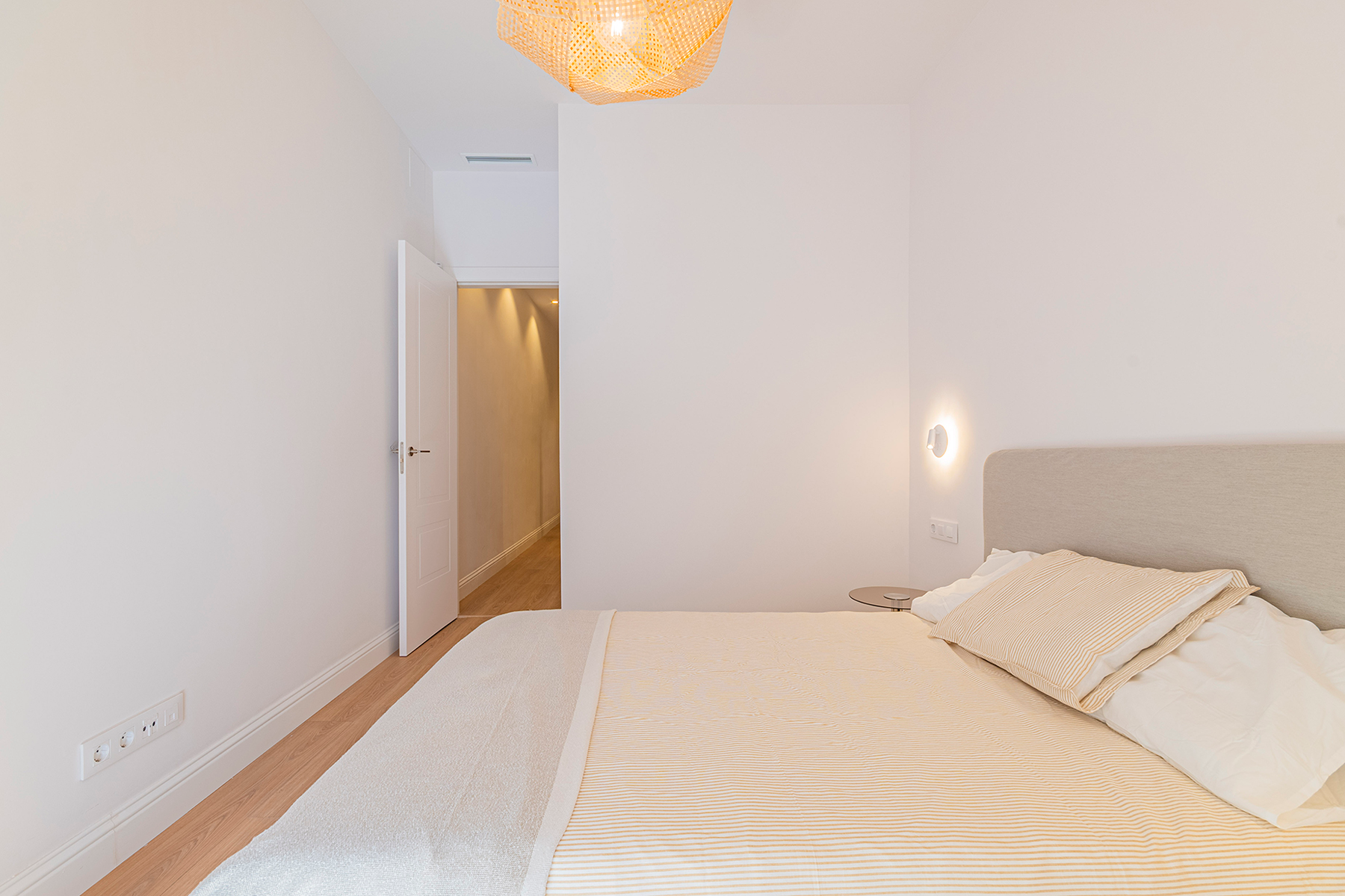  Beautifully renovated apartment in Eixample, next to Gracia - 物件實景