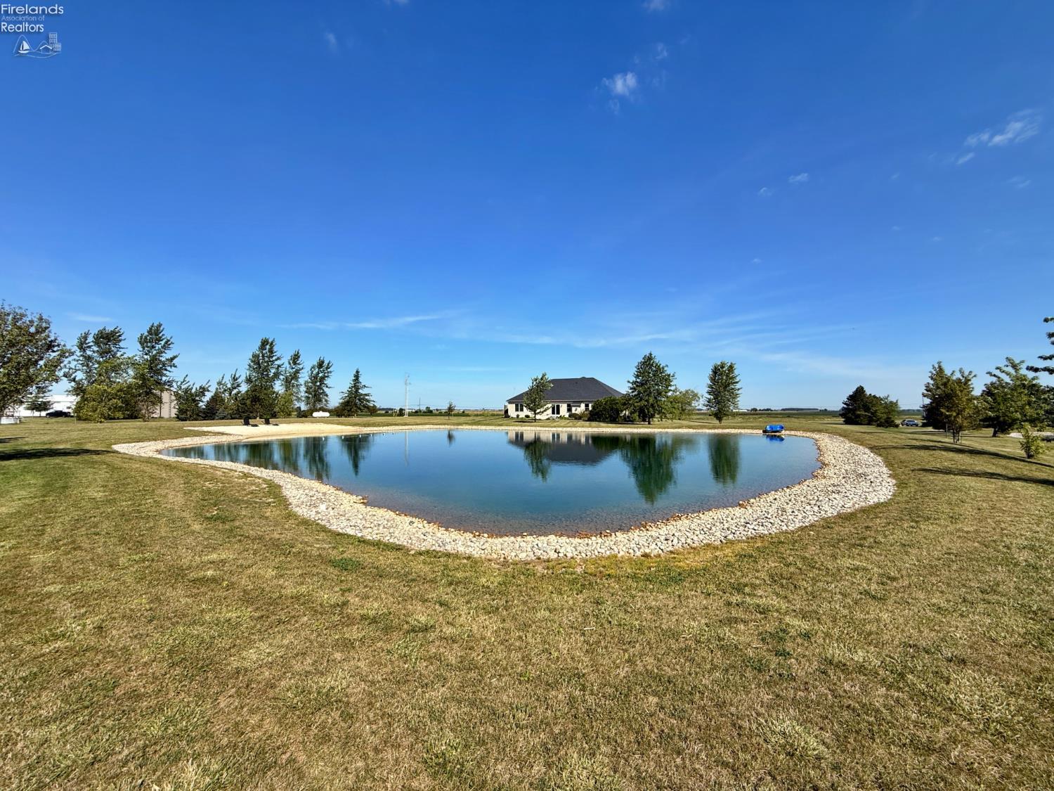 McComb, Ohio, 45858, United States, 4 Bedrooms Bedrooms, ,4 BathroomsBathrooms,Residential,For Sale,1978149