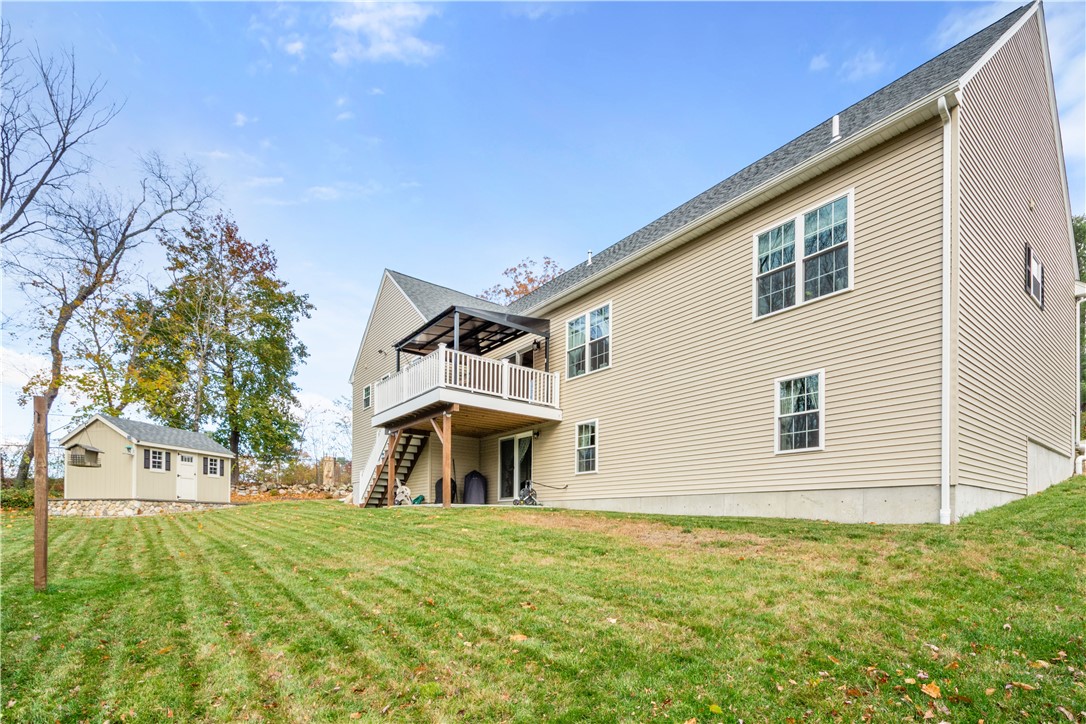 Burrillville, Rhode Island, 02858, United States, 3 Bedrooms Bedrooms, ,2 BathroomsBathrooms,Residential,For Sale,1991043