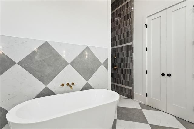 Hammond, Louisiana, 70403, United States, 4 Bedrooms Bedrooms, ,4 BathroomsBathrooms,Residential,For Sale,1974502