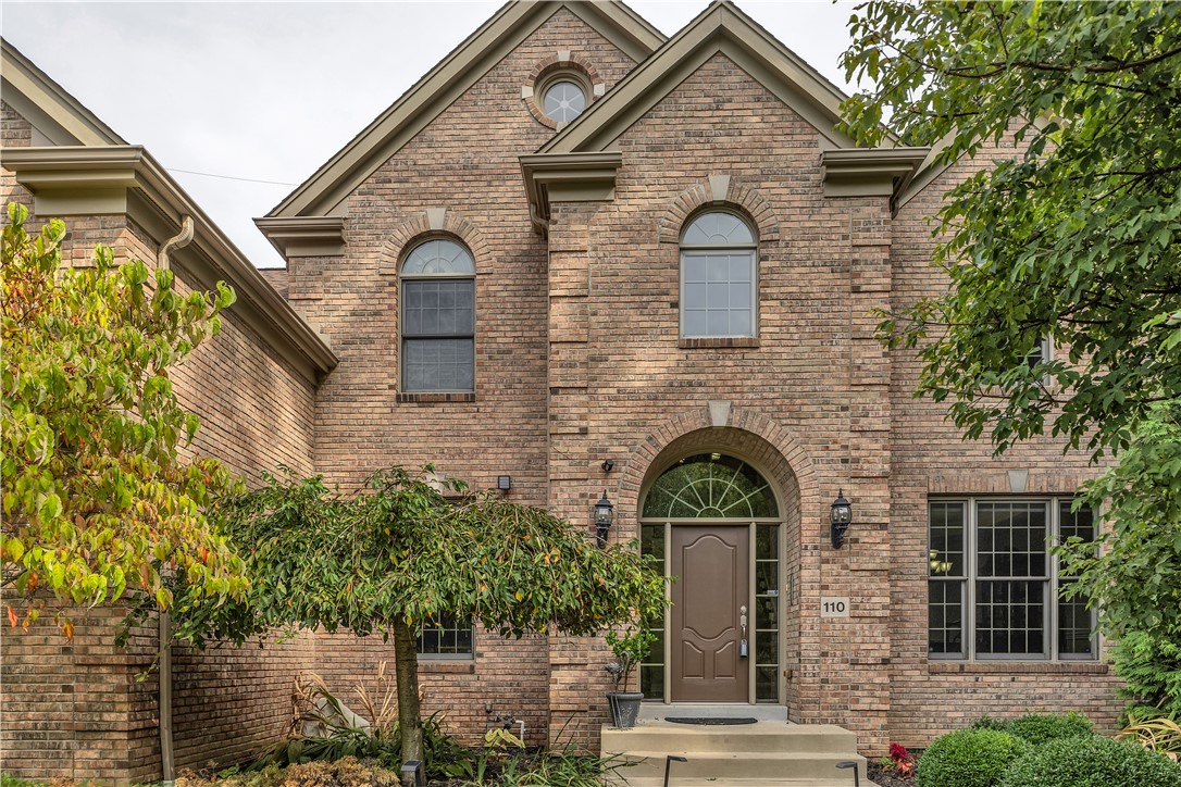 Peters Twp, Pennsylvania, 15317, United States, 4 Bedrooms Bedrooms, ,4 BathroomsBathrooms,Residential,For Sale,2002286