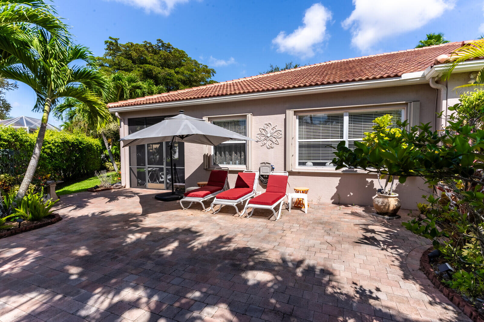 West Palm Beach, Florida, 33411, United States, 2 Bedrooms Bedrooms, ,2 BathroomsBathrooms,Residential,For Sale,1907135