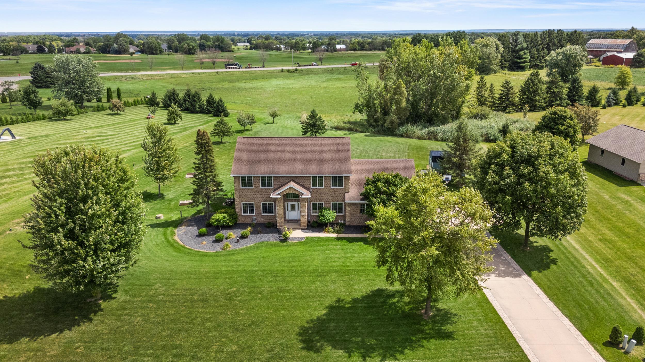 Neenah, Wisconsin, 54956, United States, 4 Bedrooms Bedrooms, ,4 BathroomsBathrooms,Residential,For Sale,1930712