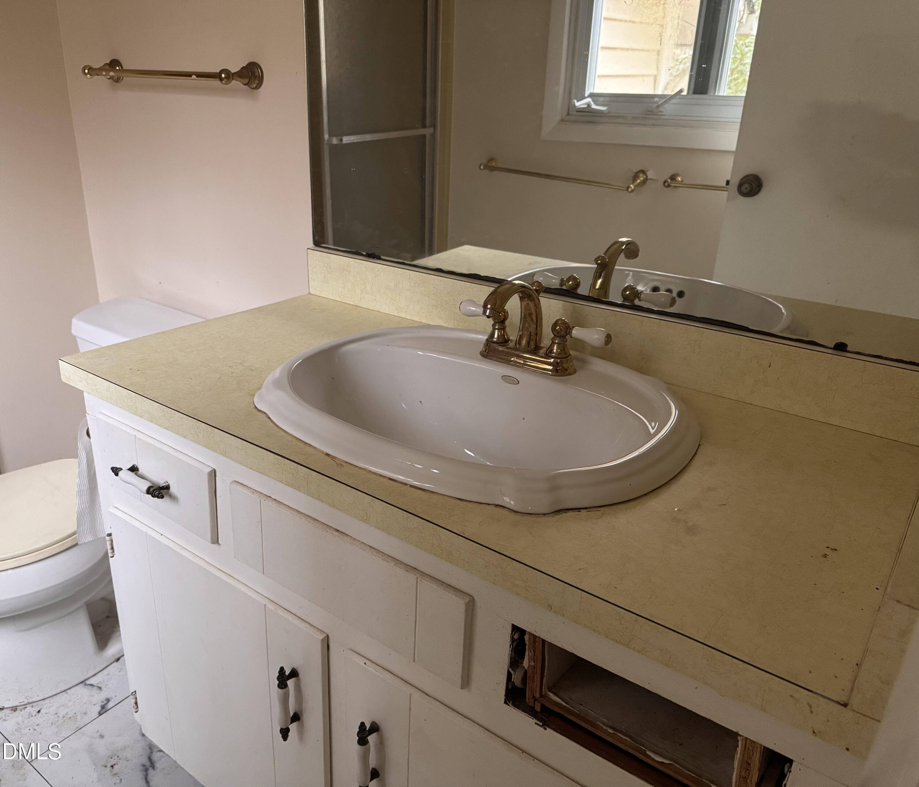 Cary, North Carolina, 27511, United States, 3 Bedrooms Bedrooms, ,2 BathroomsBathrooms,Residential,For Sale,1995161