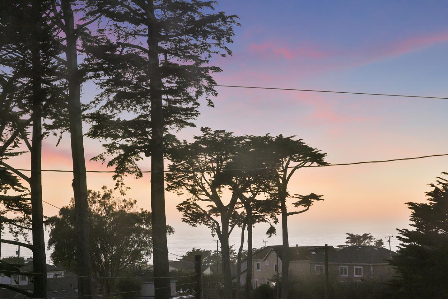 Pacifica, California, 94044, United States, 4 Bedrooms Bedrooms, ,5 BathroomsBathrooms,Residential,For Sale,1988346