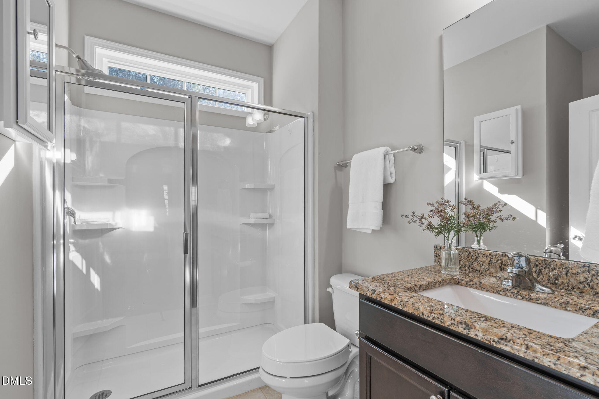 Clayton, North Carolina, 27527, United States, 5 Bedrooms Bedrooms, ,4 BathroomsBathrooms,Residential,For Sale,1969461