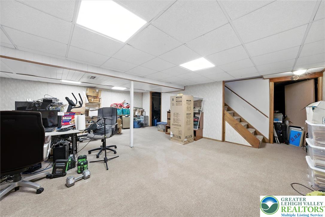 Hanover Twp, Pennsylvania, 18017, United States, 3 Bedrooms Bedrooms, ,3 BathroomsBathrooms,Residential,For Sale,1947788