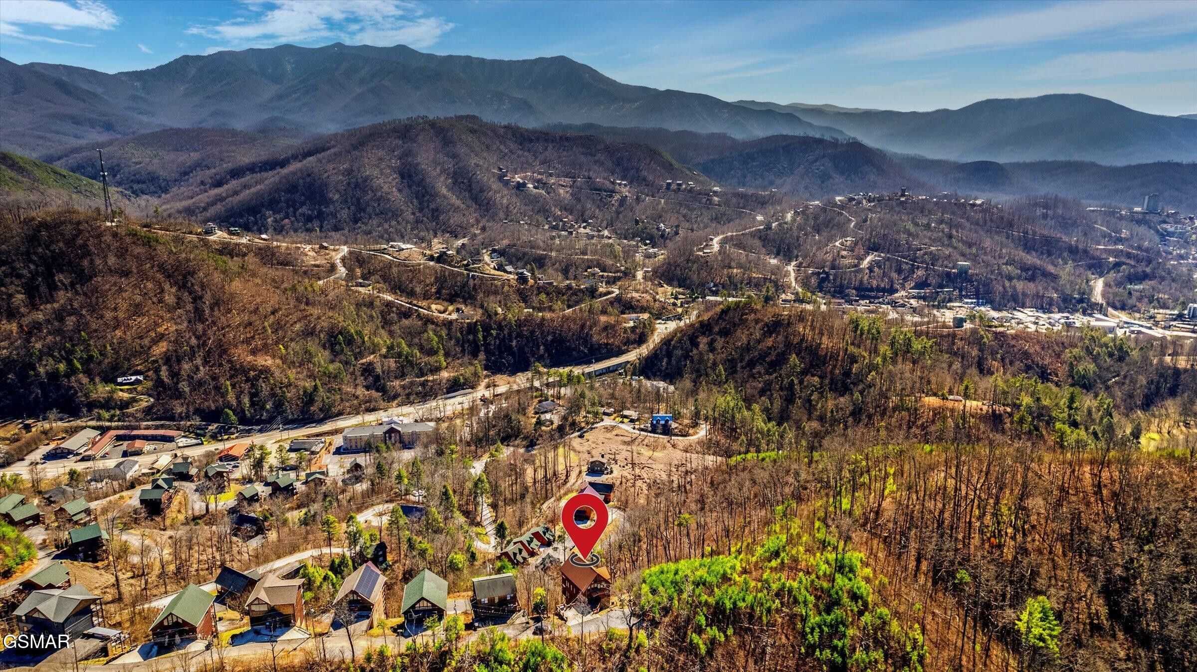 Gatlinburg, Tennessee, 37738, United States, 4 Bedrooms Bedrooms, ,5 BathroomsBathrooms,Residential,For Sale,1914228