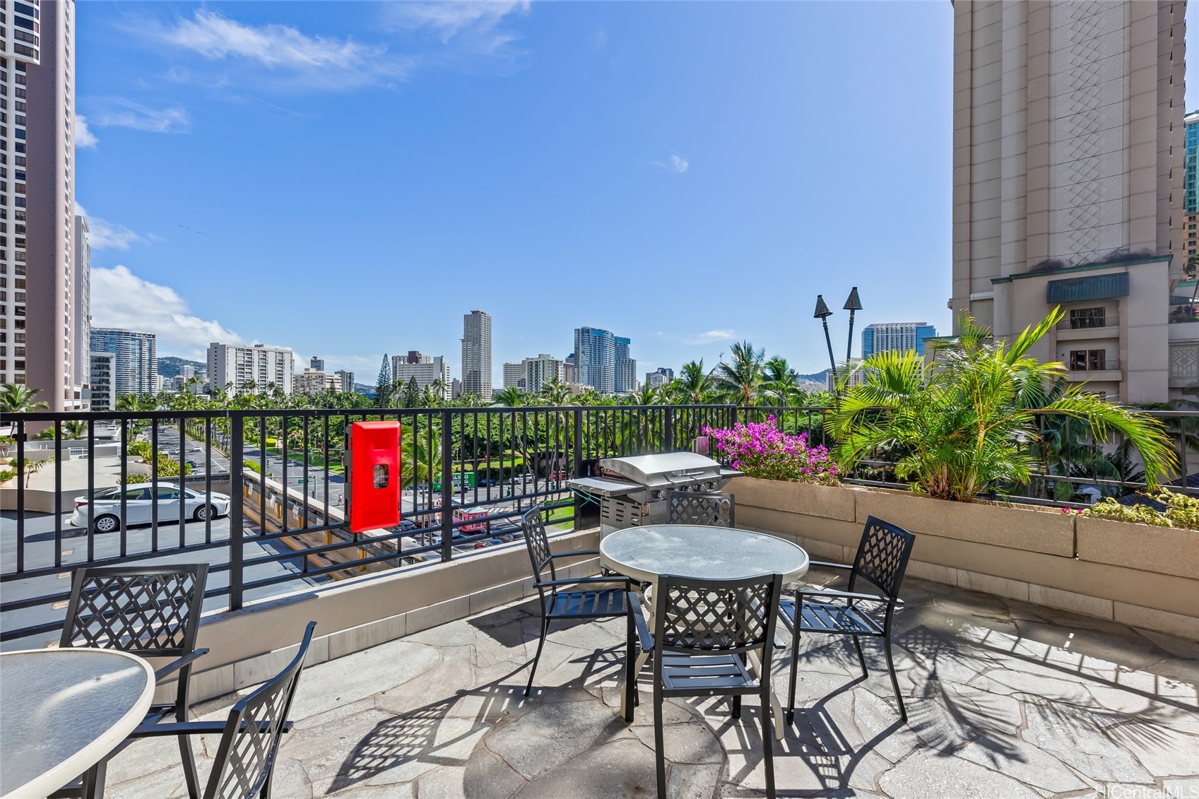 Honolulu, Hawaii, 96815, United States, ,1 BathroomBathrooms,Residential,For Sale,2003284