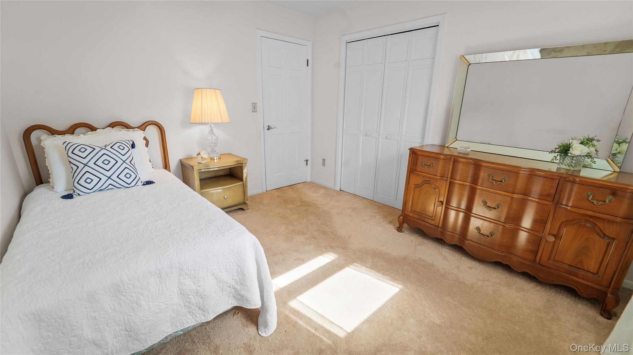 Yorktown Heights, New York, 10598, United States, 3 Bedrooms Bedrooms, ,2 BathroomsBathrooms,Residential,For Sale,1940406
