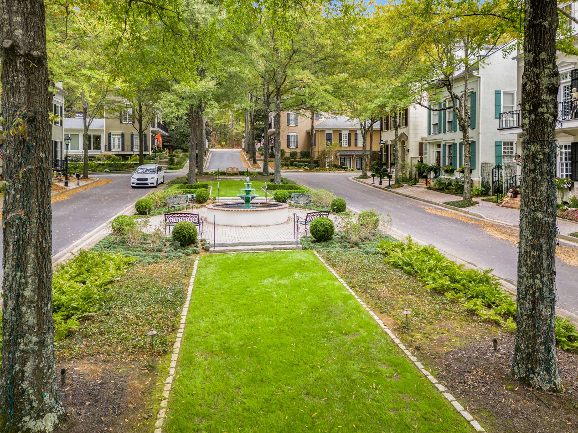  Exceptional Southern Elegance in Peachtree City