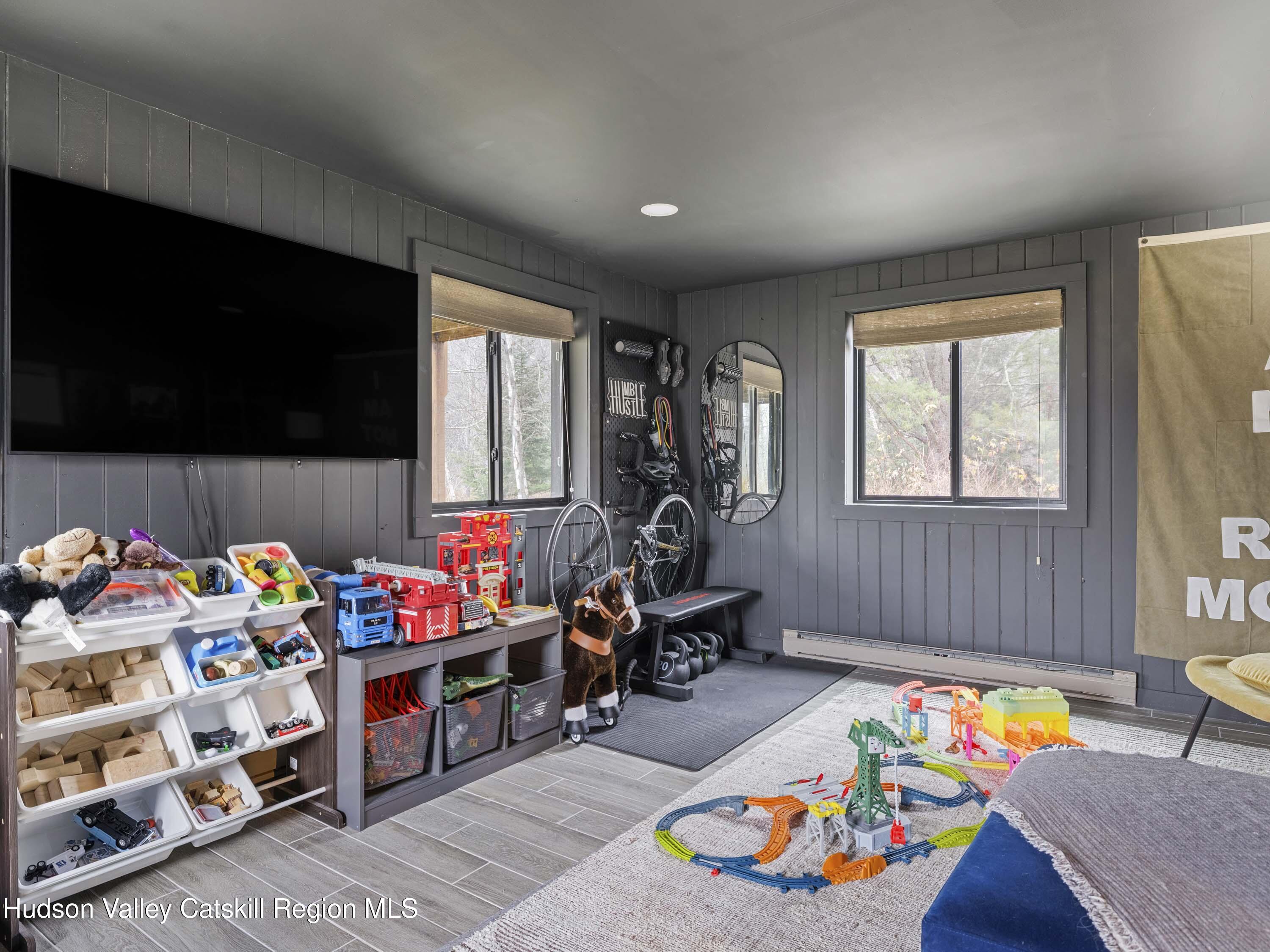 Jewett, New York, 12444, United States, 3 Bedrooms Bedrooms, ,3 BathroomsBathrooms,Residential,For Sale,1996238