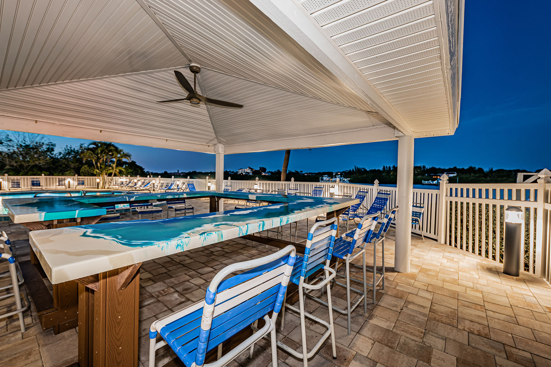  BAY SHORES YACHT & TENNIS CLUB - 物件實景