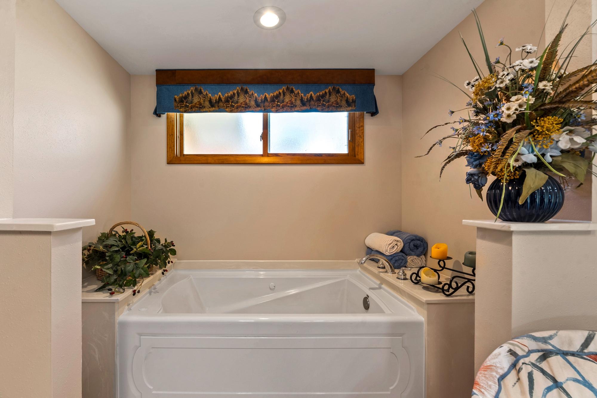 Eagle River, Wisconsin, 54521, United States, 3 Bedrooms Bedrooms, ,2 BathroomsBathrooms,Residential,For Sale,2048877