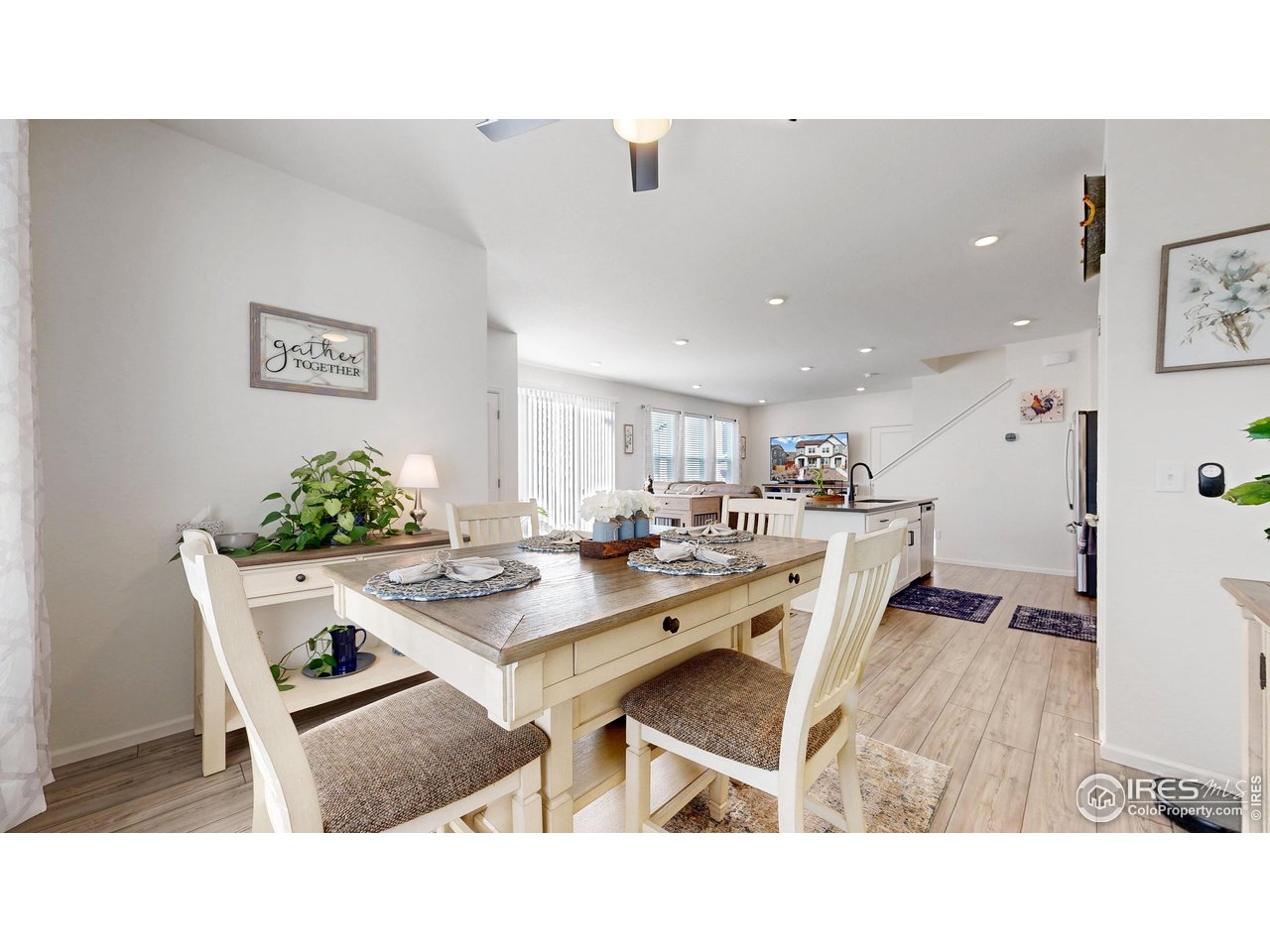 Commerce City, Colorado, 80022, United States, 3 Bedrooms Bedrooms, ,2 BathroomsBathrooms,Residential,For Sale,1987529