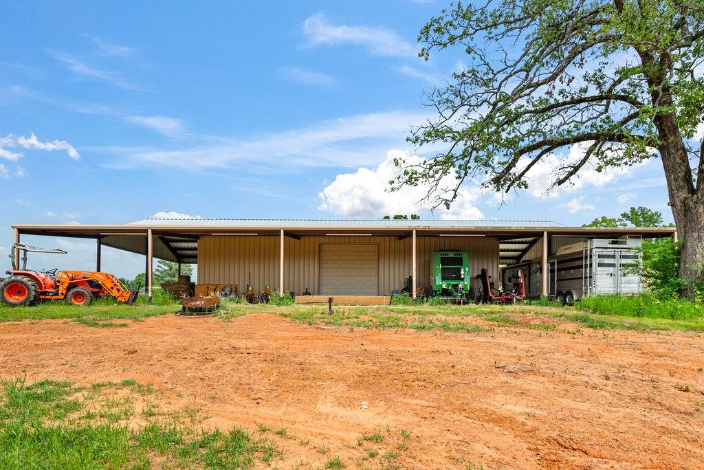 1475 FM 49, Mineola, Texas, 75773, United States, 4 Bedrooms Bedrooms, ,3 BathroomsBathrooms,Residential,For Sale,1475 FM 49,1675344