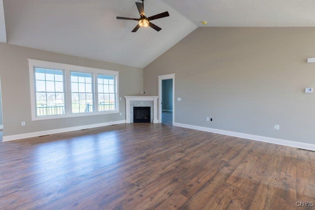 Baldwinsville, New York, 13027, United States, 2 Bedrooms Bedrooms, ,2 BathroomsBathrooms,Residential,For Sale,1868544