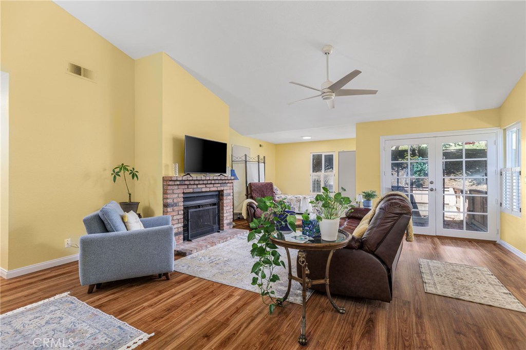 Escondido, California, 92026, United States, 3 Bedrooms Bedrooms, ,2 BathroomsBathrooms,Residential,For Sale,1987400