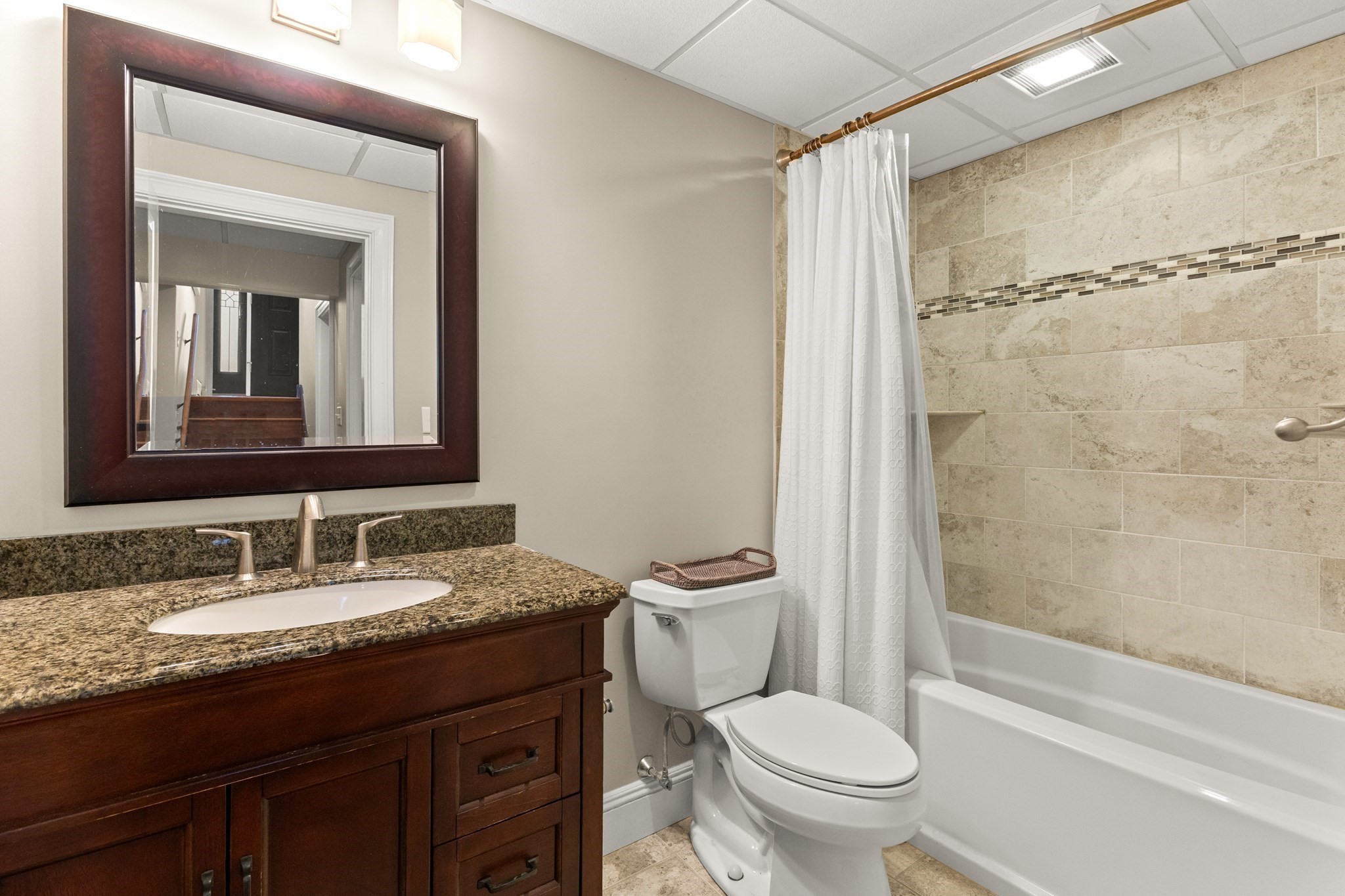 Hanover, Massachusetts, 02339, United States, 3 Bedrooms Bedrooms, ,2 BathroomsBathrooms,Residential,For Sale,2001191